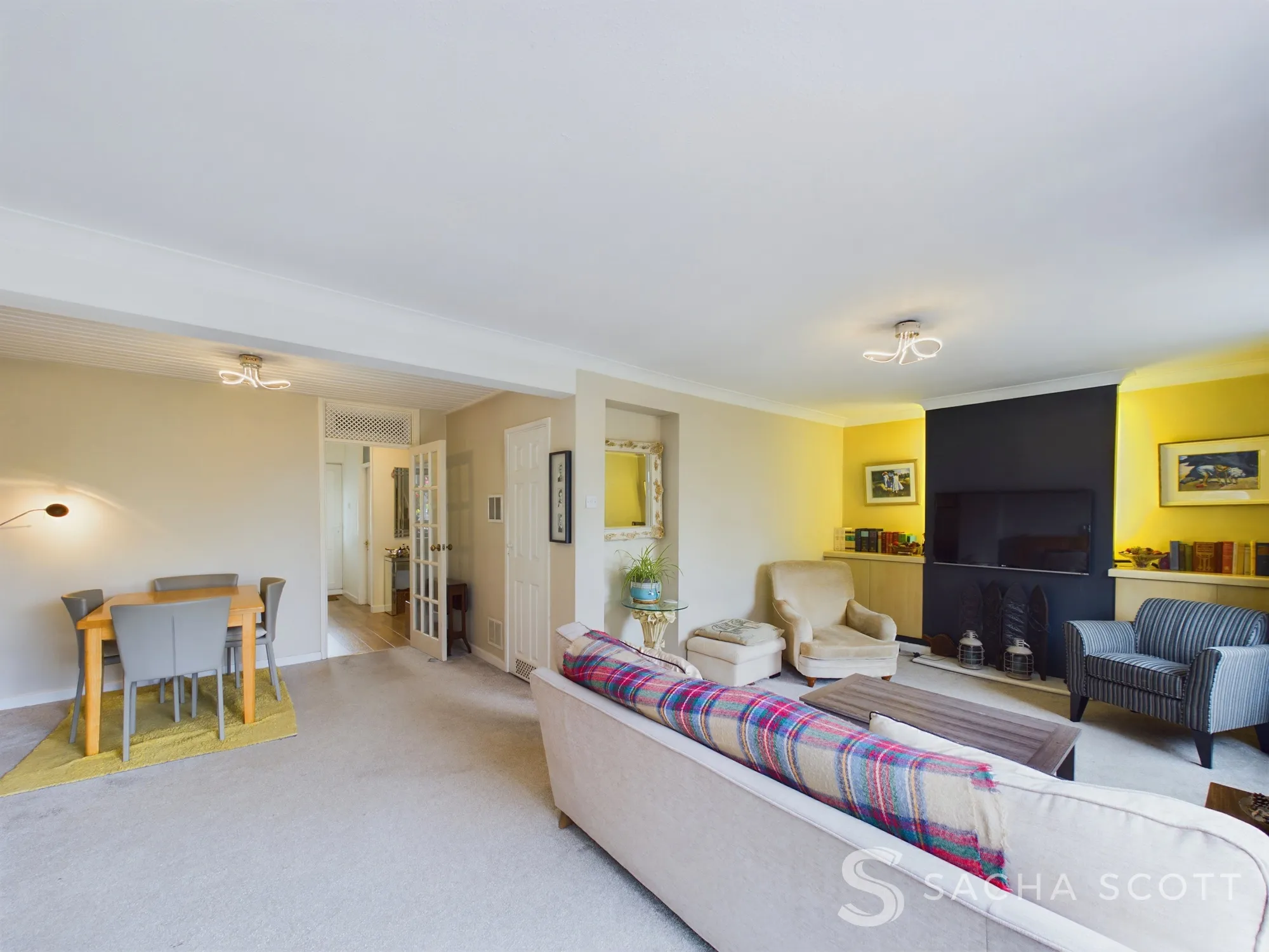 4 bed terraced house for sale in Montrouge Crescent, Epsom  - Property Image 3