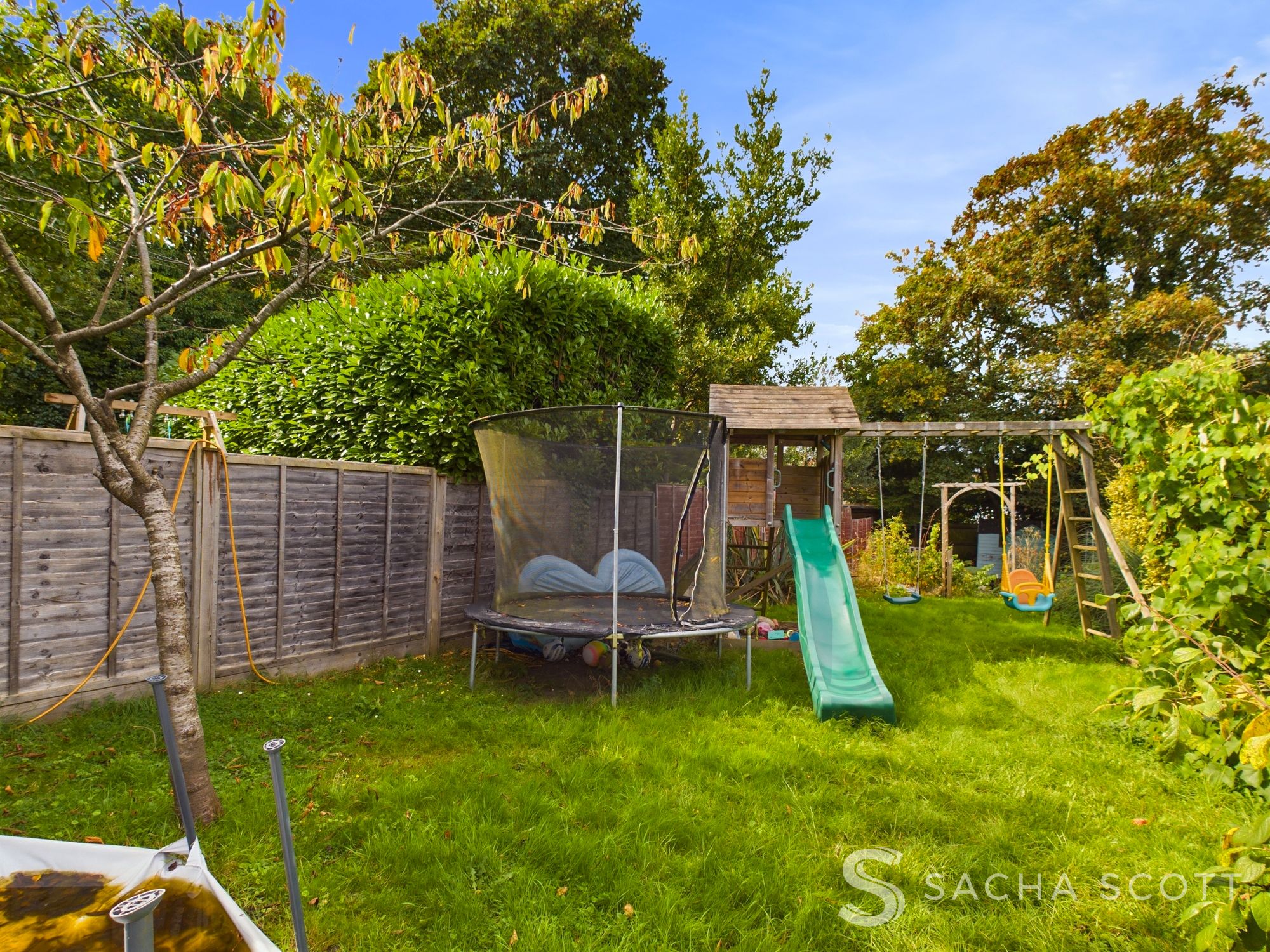 5 bed semi-detached house for sale in Warren Mead, Banstead  - Property Image 33