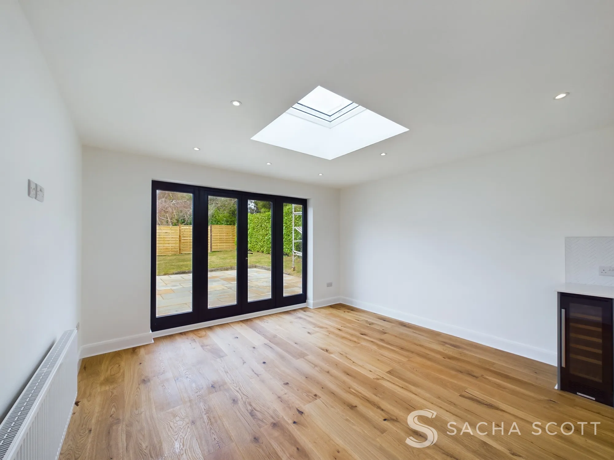 5 bed detached house for sale in Nork Way, Banstead  - Property Image 10