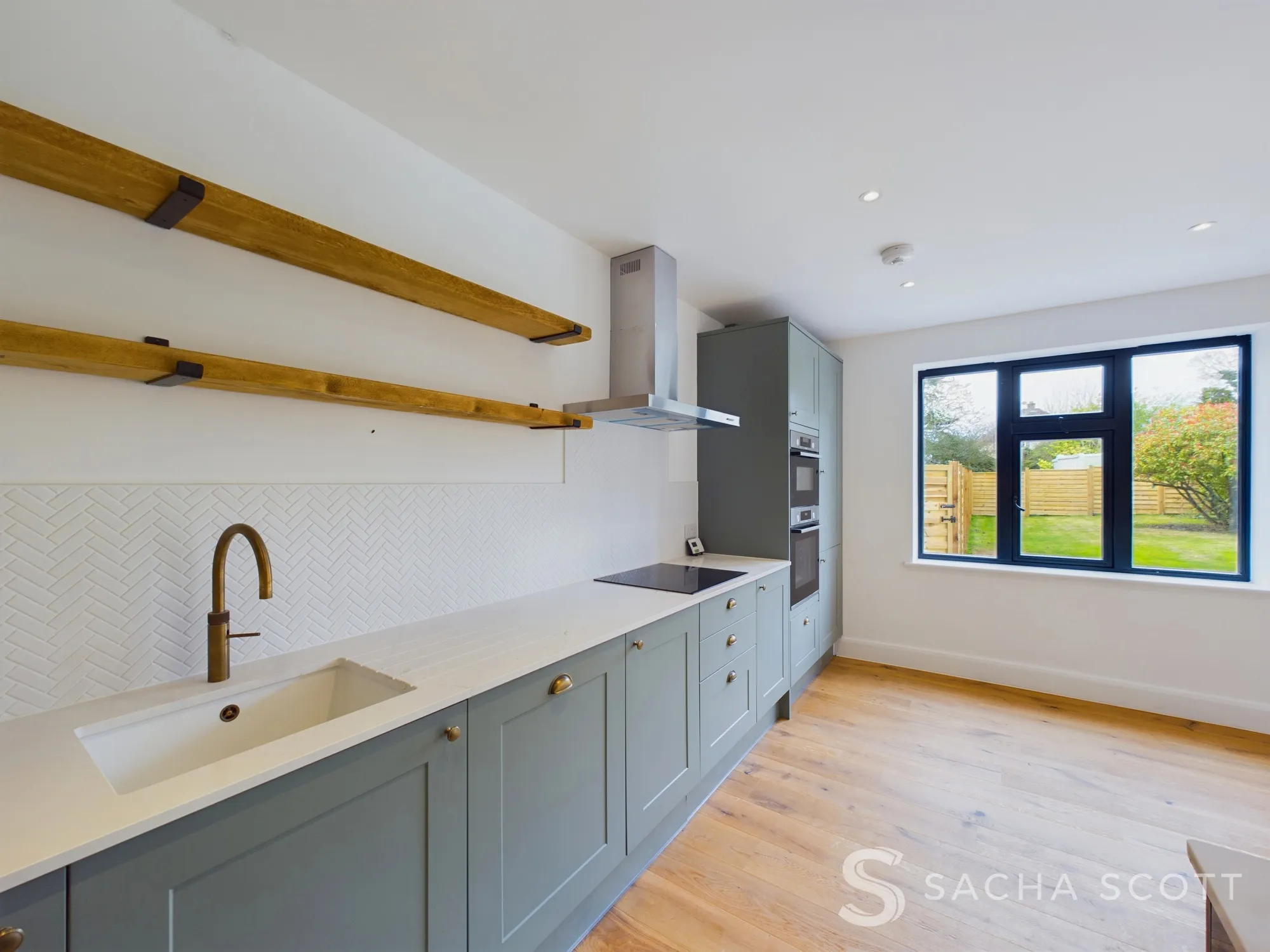 5 bed detached house for sale in Nork Way, Banstead  - Property Image 9