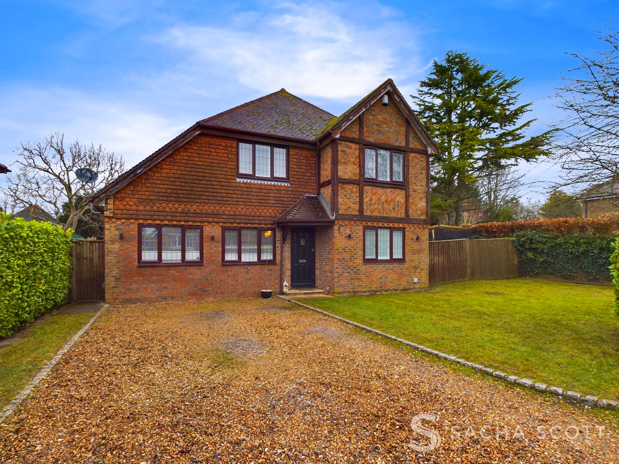 4 bed detached house for sale in Walnut Grove, Banstead  - Property Image 1