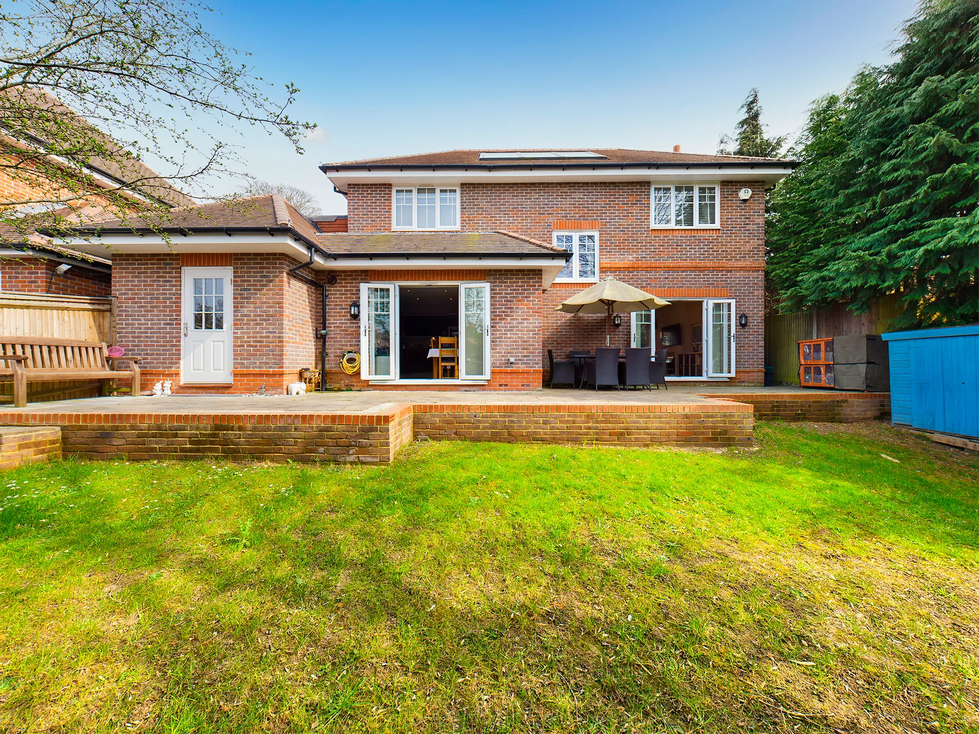 4 bed detached house for sale in Warren Farm Close, Epsom  - Property Image 23