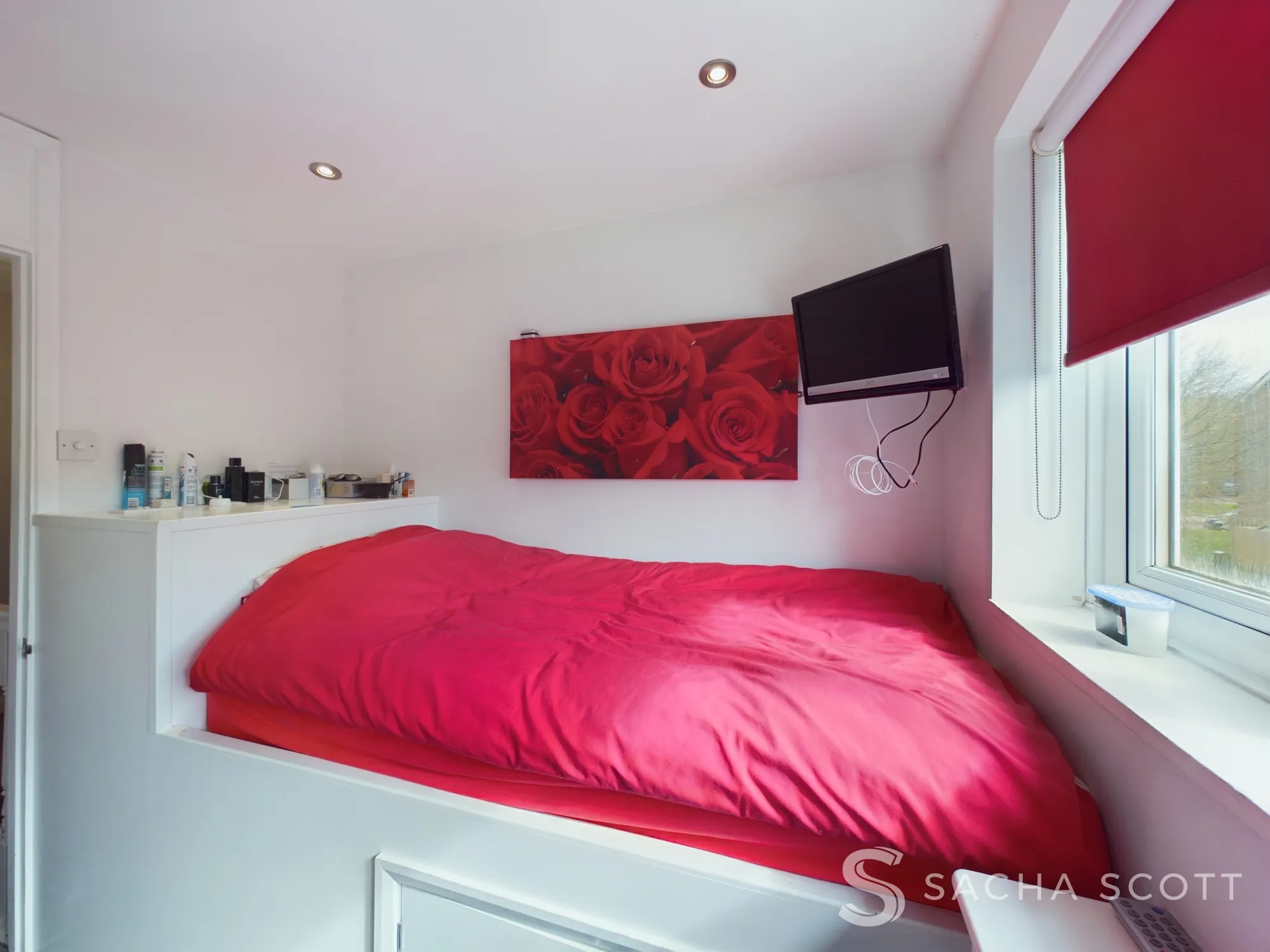 3 bed mid-terraced house for sale in Homefield Gardens, Tadworth  - Property Image 17