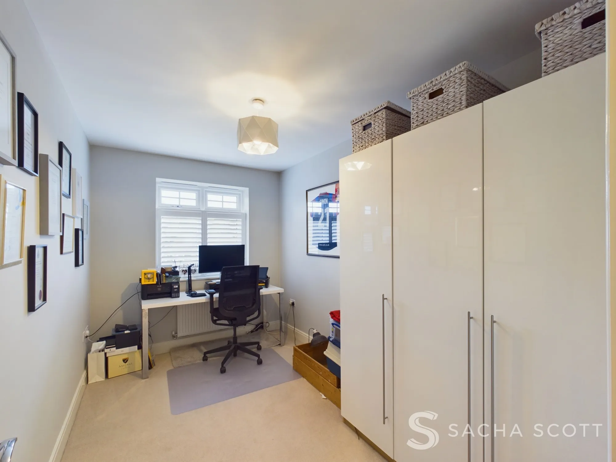 4 bed semi-detached house for sale in Kingfisher Close, Banstead  - Property Image 20