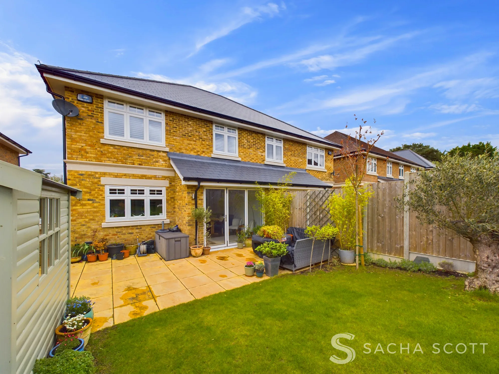 4 bed semi-detached house for sale in Kingfisher Close, Banstead  - Property Image 34