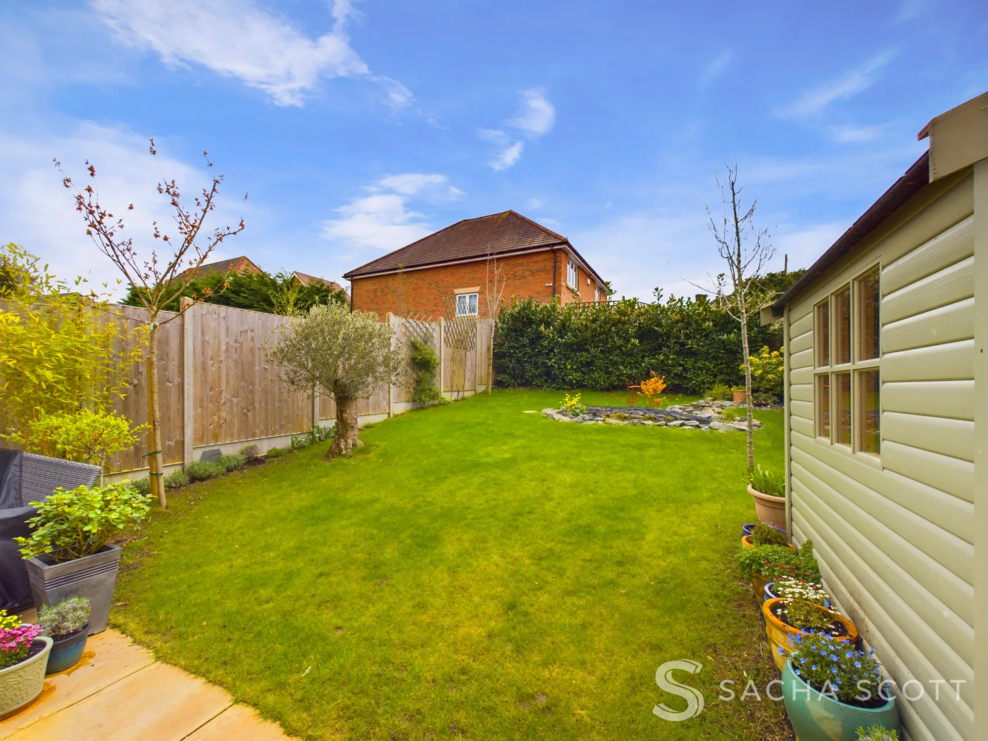 4 bed semi-detached house for sale in Kingfisher Close, Banstead  - Property Image 32