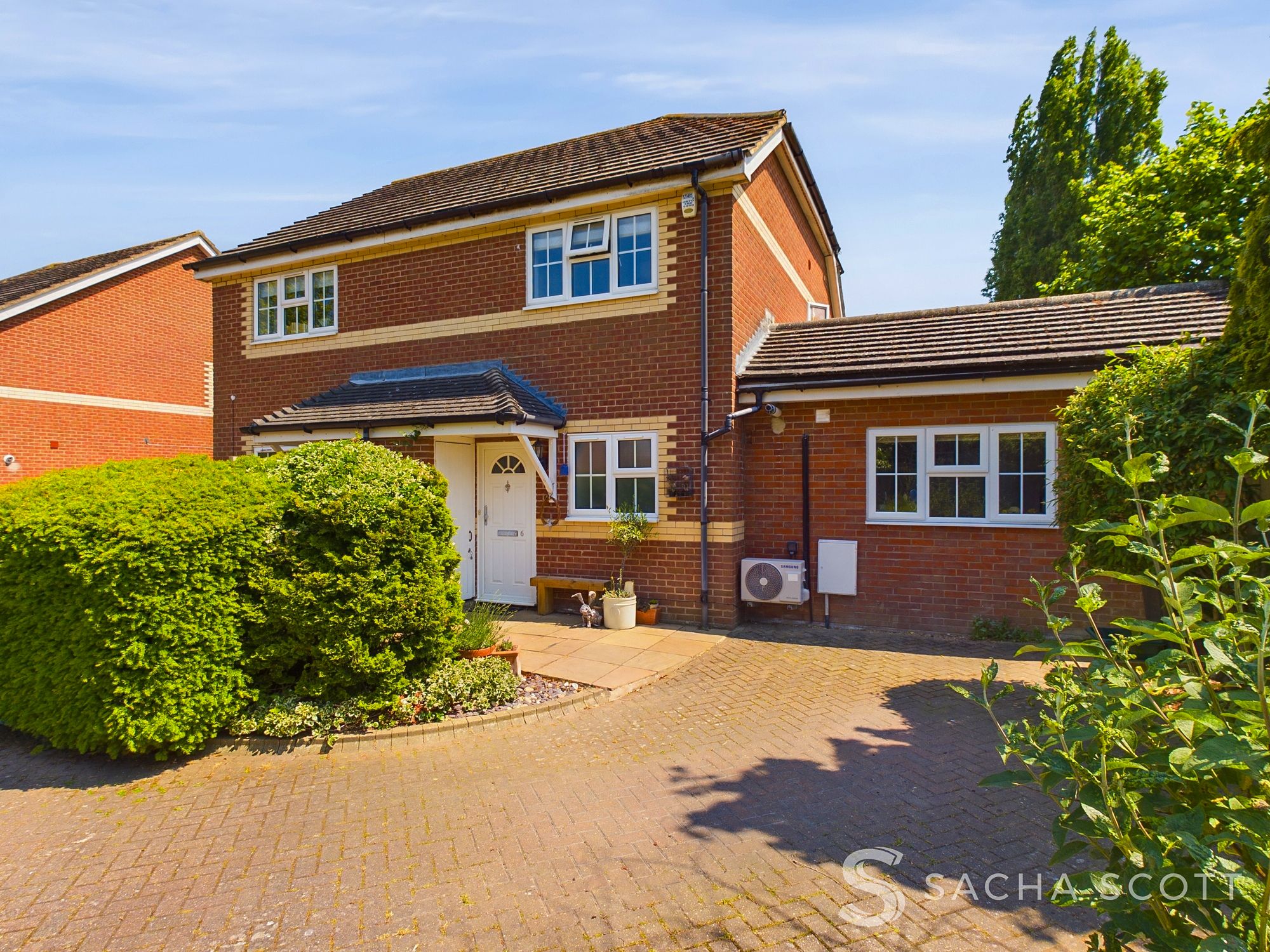 2 bed semi-detached house for sale in Richards Field, Epsom - Property Image 1