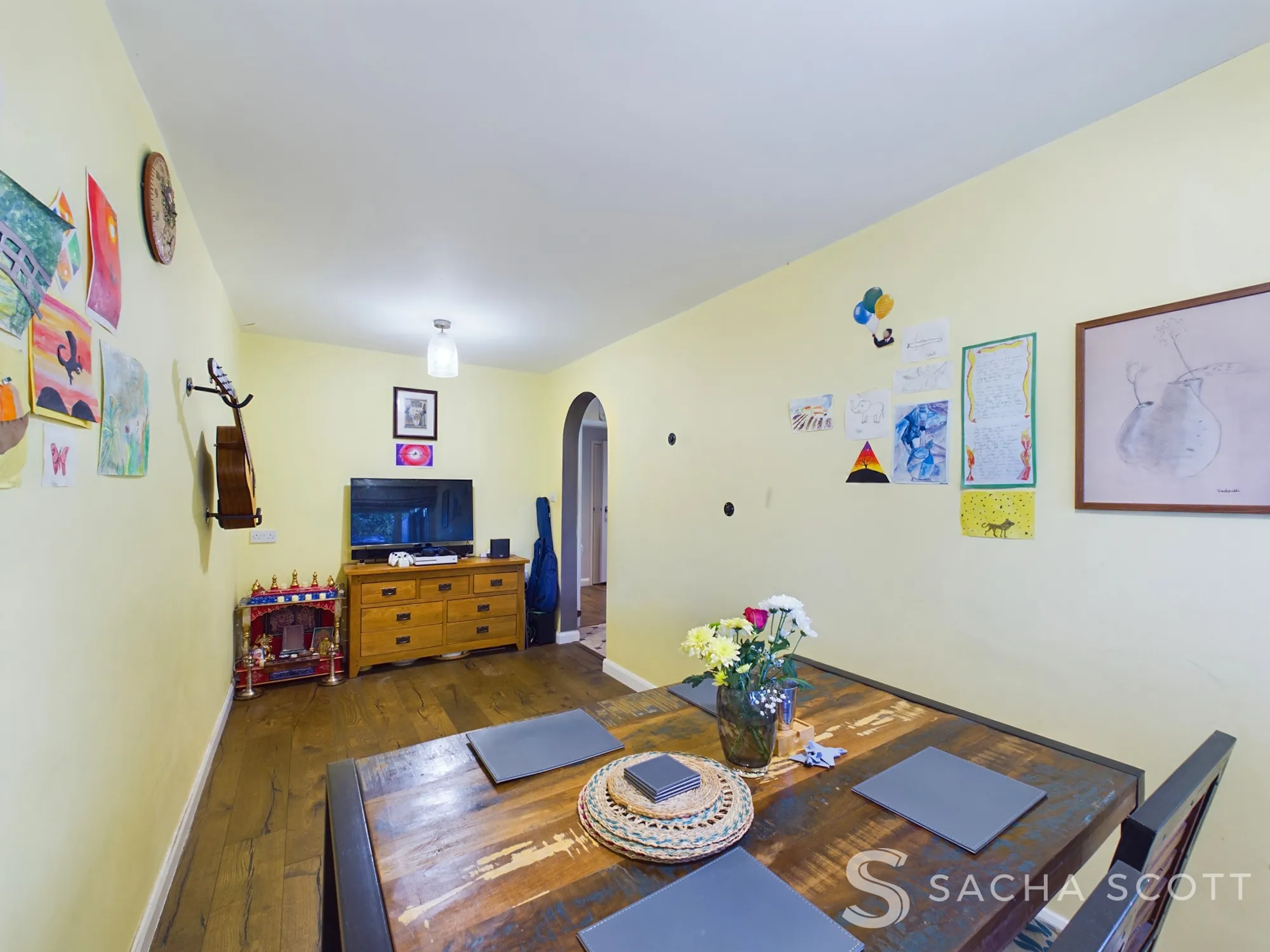 3 bed terraced house for sale in Winkworth Place, Banstead  - Property Image 4
