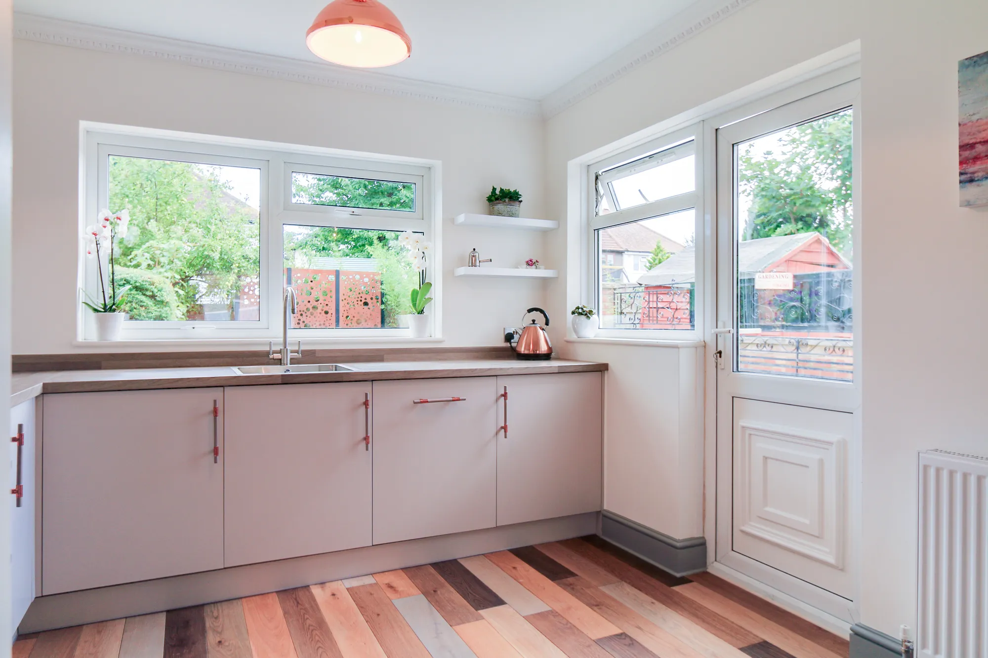 3 bed mid-terraced house for sale in Charter Road, Kingston Upon Thames  - Property Image 9