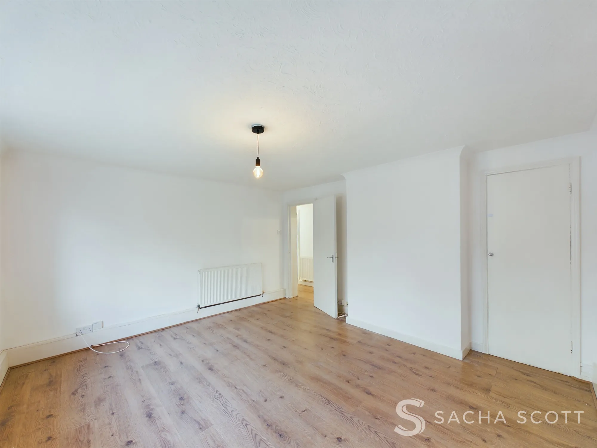 1 bed flat for sale in Eastgate, Banstead  - Property Image 6