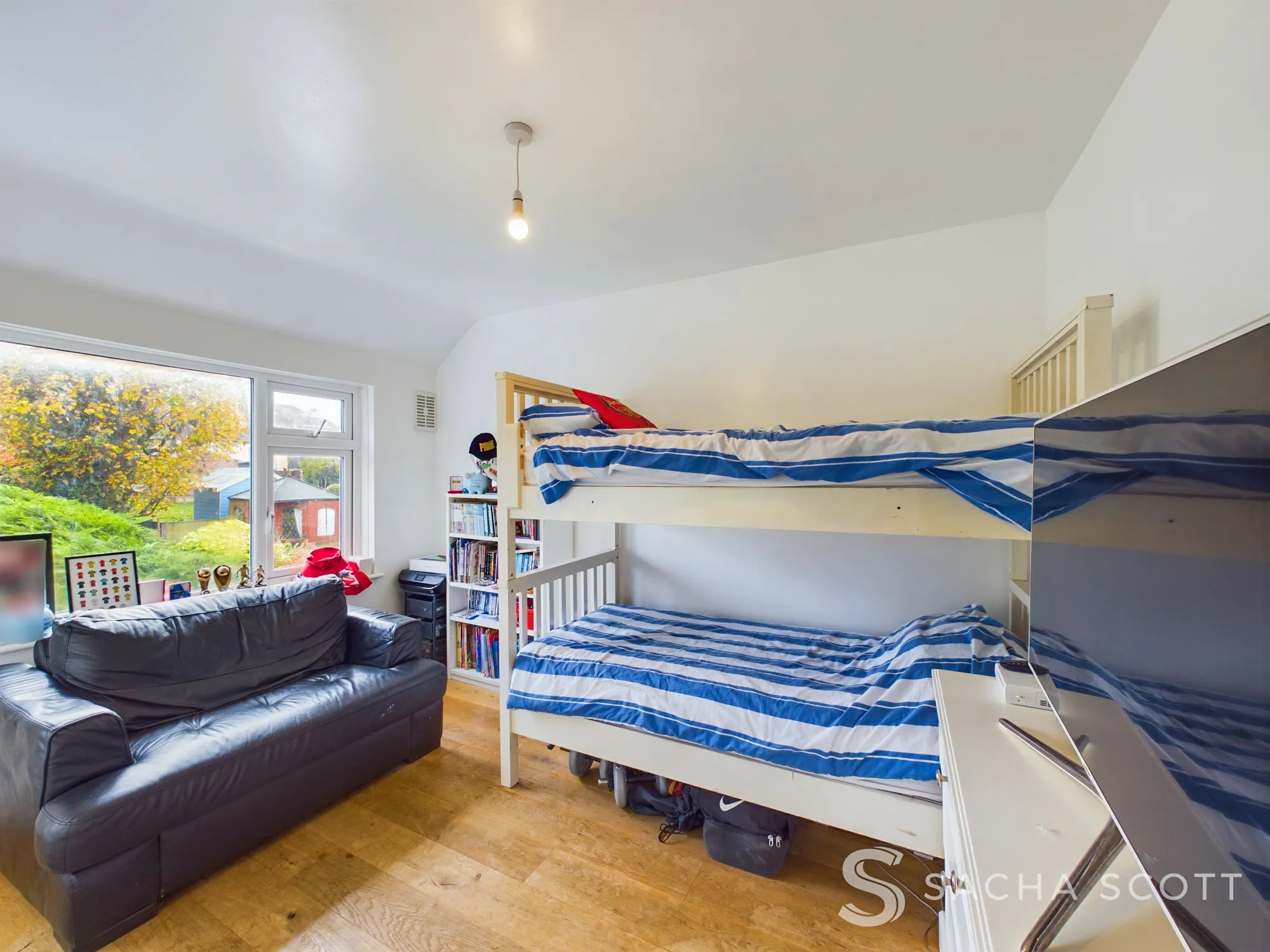 3 bed semi-detached house for sale in The Oval, Banstead  - Property Image 14