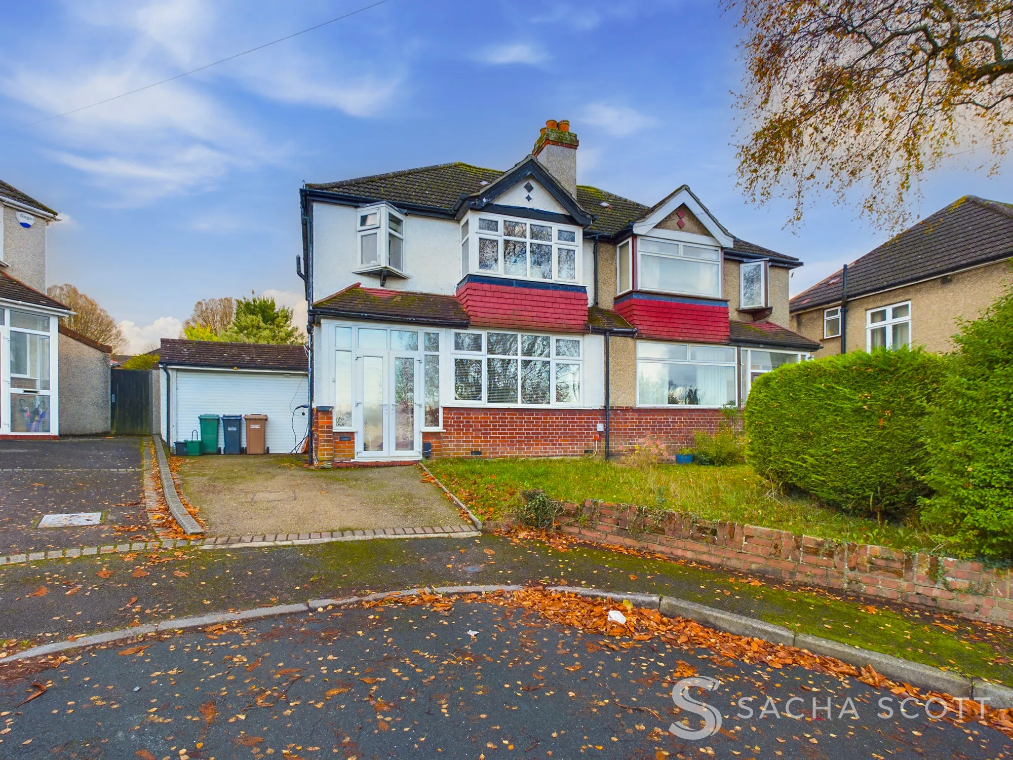 3 bed semi-detached house for sale in The Oval, Banstead - Property Image 1