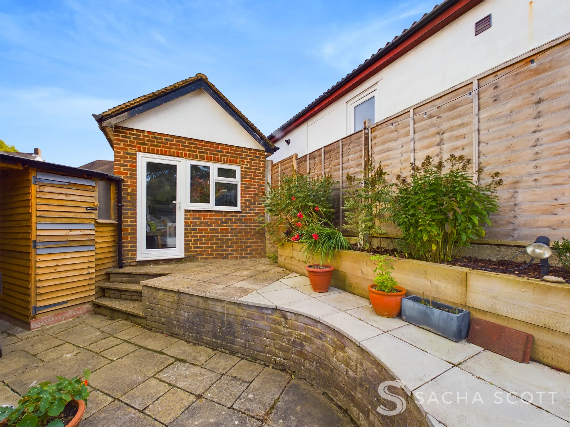 4 bed semi-detached house for sale in Shawley Crescent, Epsom  - Property Image 31