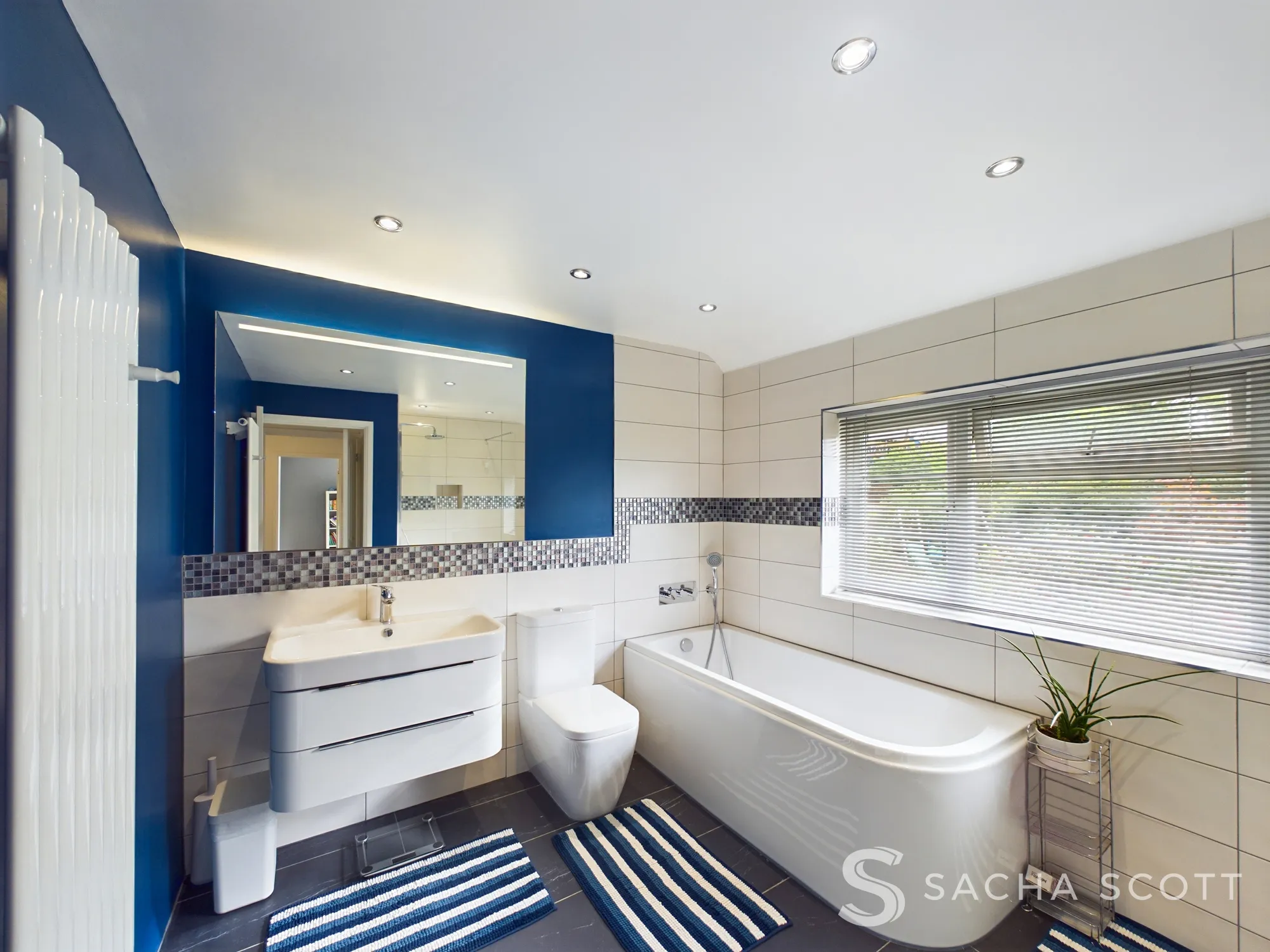 4 bed semi-detached house for sale in Shawley Crescent, Epsom  - Property Image 16