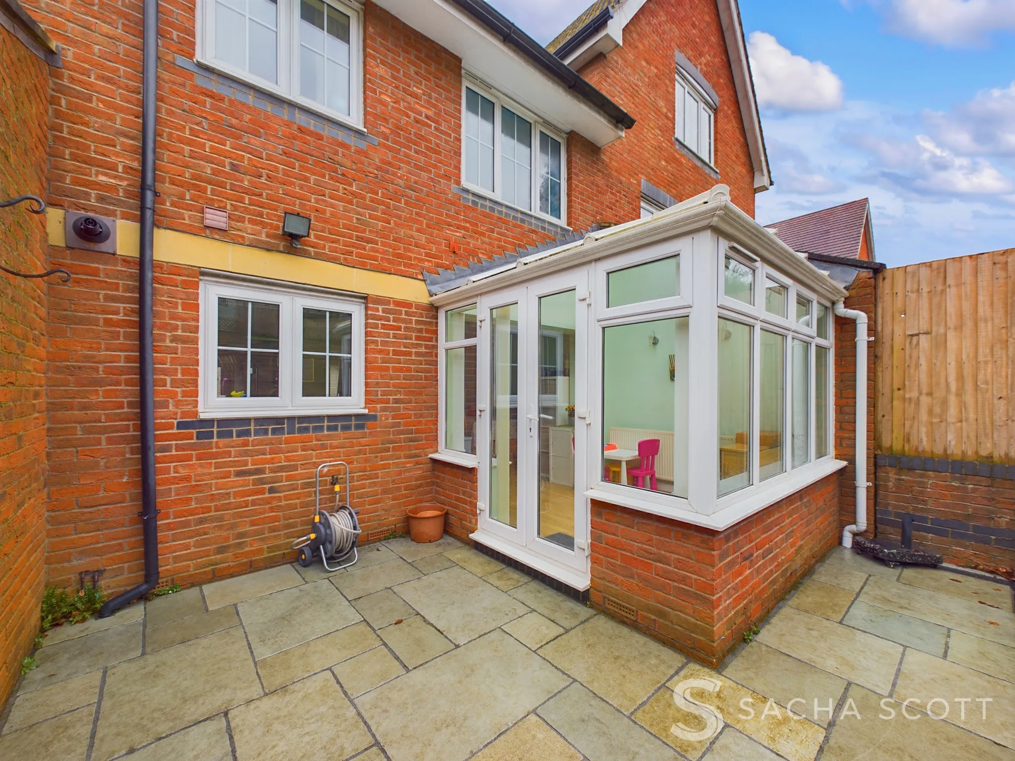 4 bed mid-terraced house for sale in Woodfield Close, Coulsdon  - Property Image 33