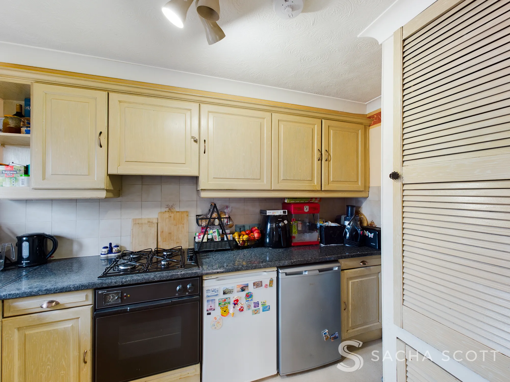 2 bed flat for sale in Worcester Road, Sutton  - Property Image 8