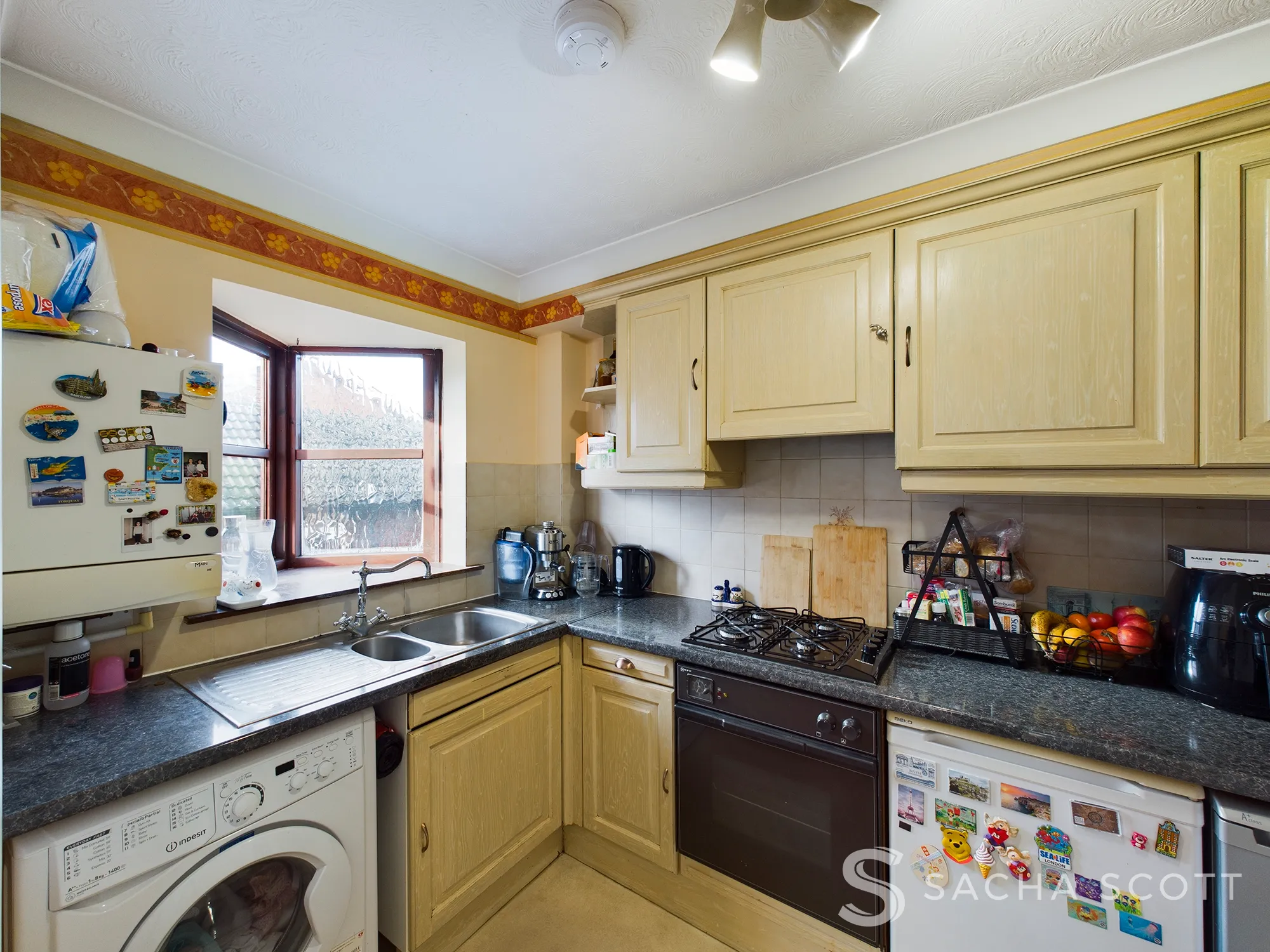 2 bed flat for sale in Worcester Road, Sutton  - Property Image 4