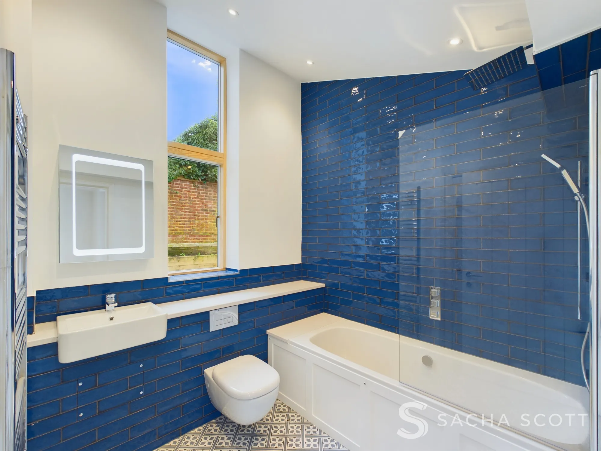 3 bed detached bungalow for sale in South Drive, Surrey  - Property Image 22