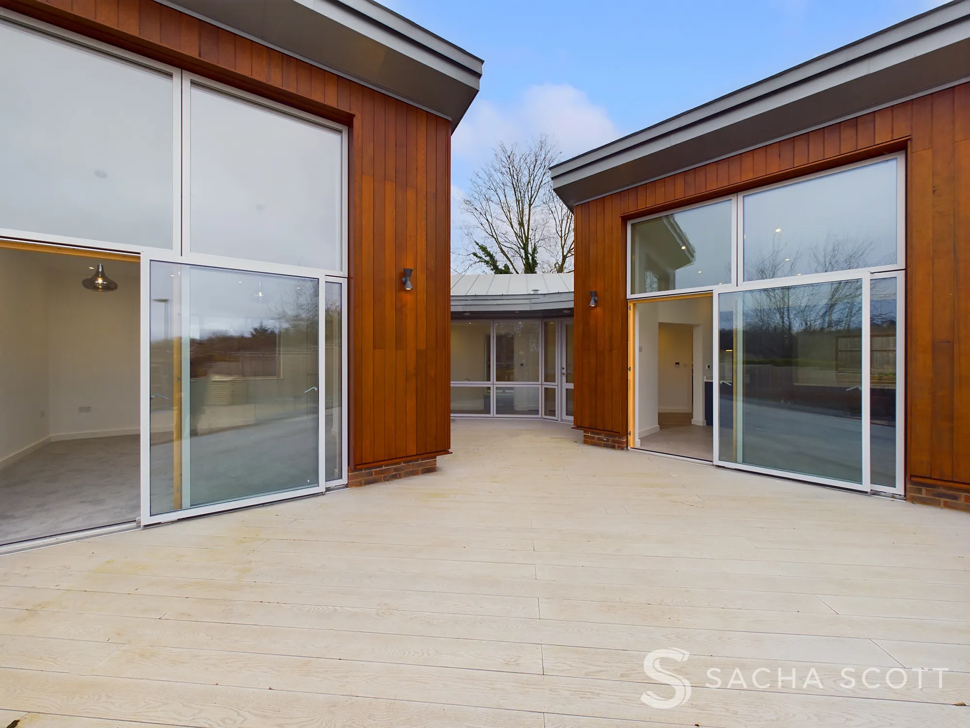 3 bed detached bungalow for sale in South Drive, Surrey  - Property Image 31