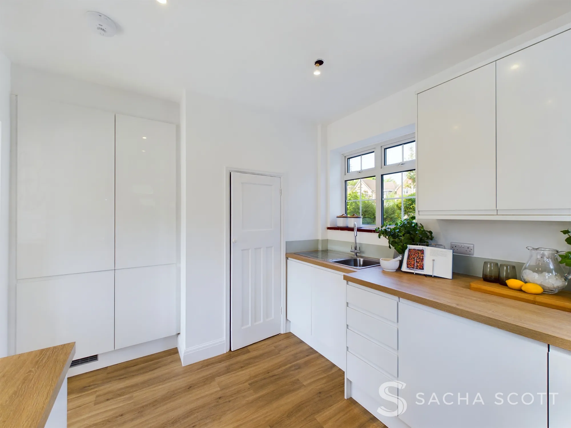 3 bed semi-detached house for sale in Reigate Road, Epsom  - Property Image 11