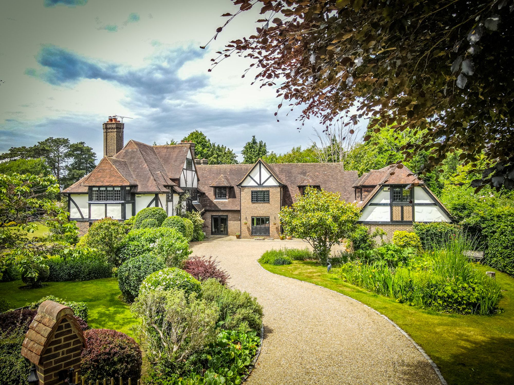 7 bed detached house for sale in Park View Road, Caterham 1