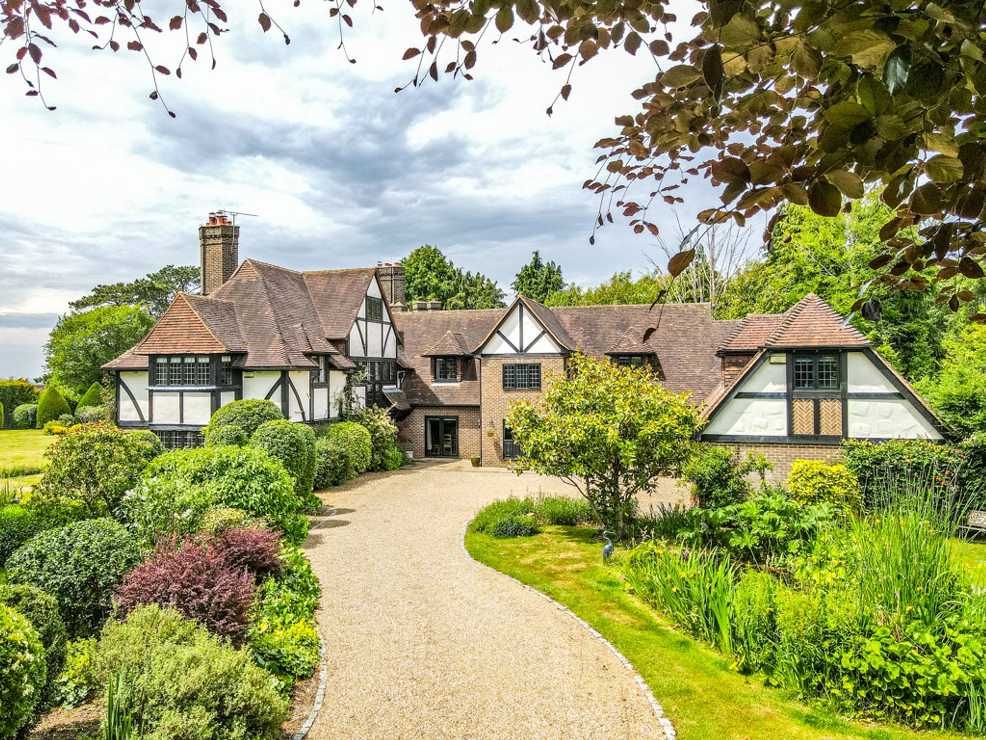 7 bed detached house for sale in Park View Road, Caterham  - Property Image 16