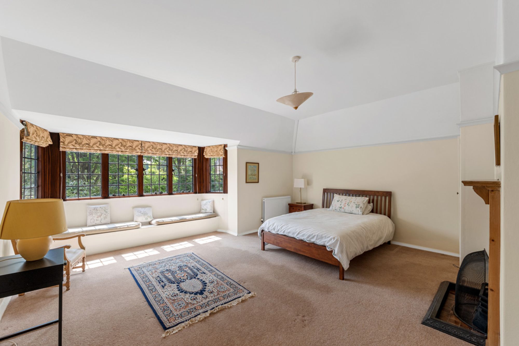 7 bed detached house for sale in Park View Road, Caterham  - Property Image 18