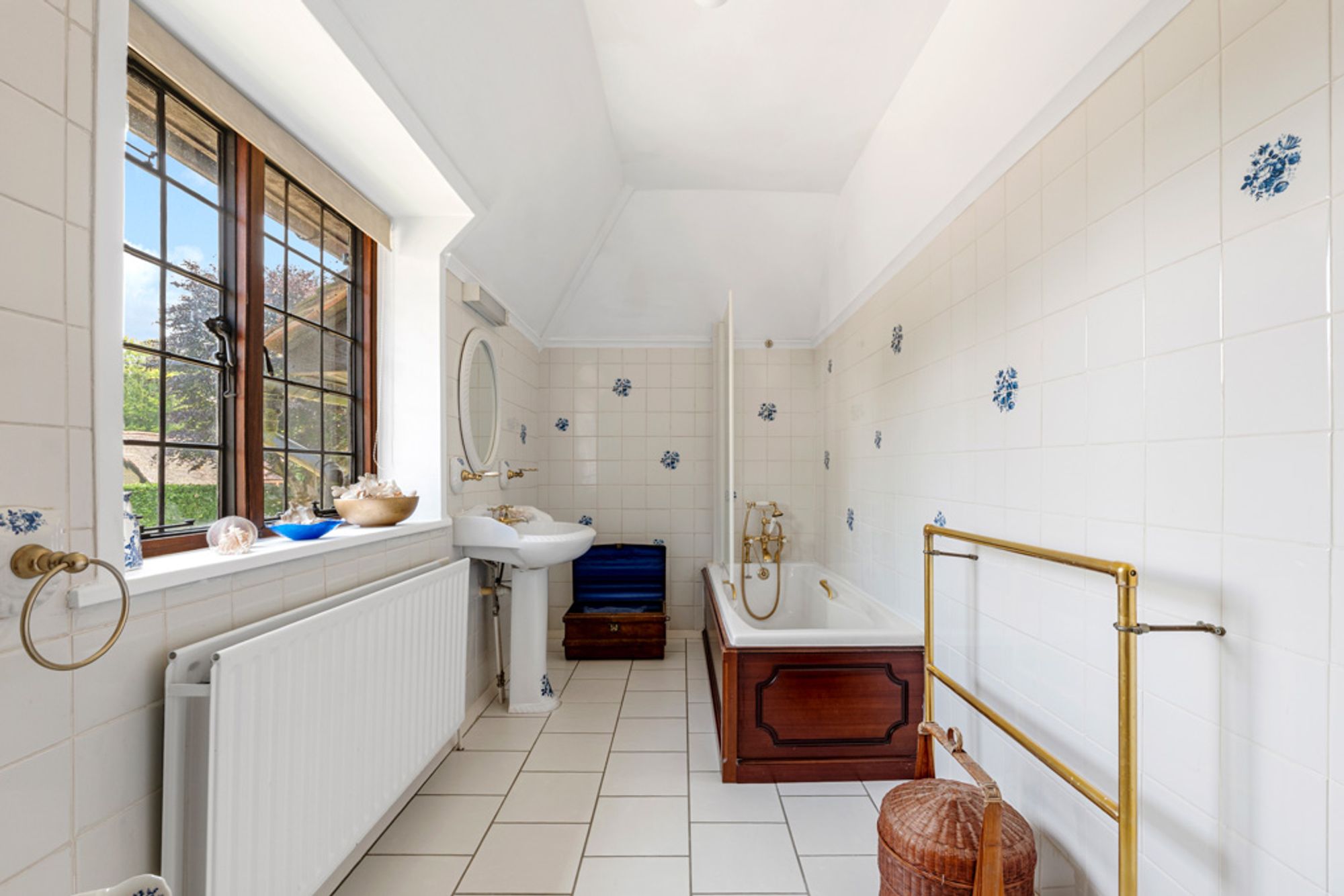 7 bed detached house for sale in Park View Road, Caterham  - Property Image 35