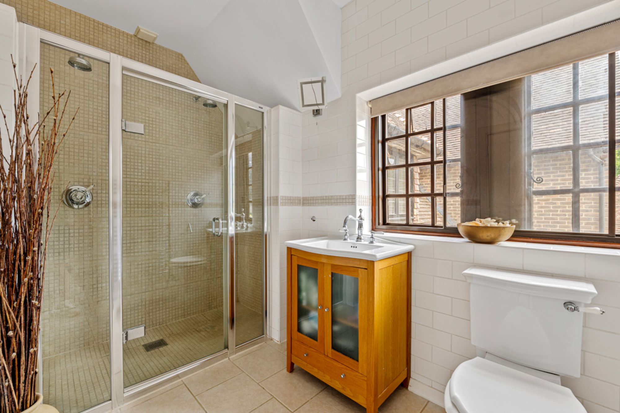 7 bed detached house for sale in Park View Road, Caterham  - Property Image 46