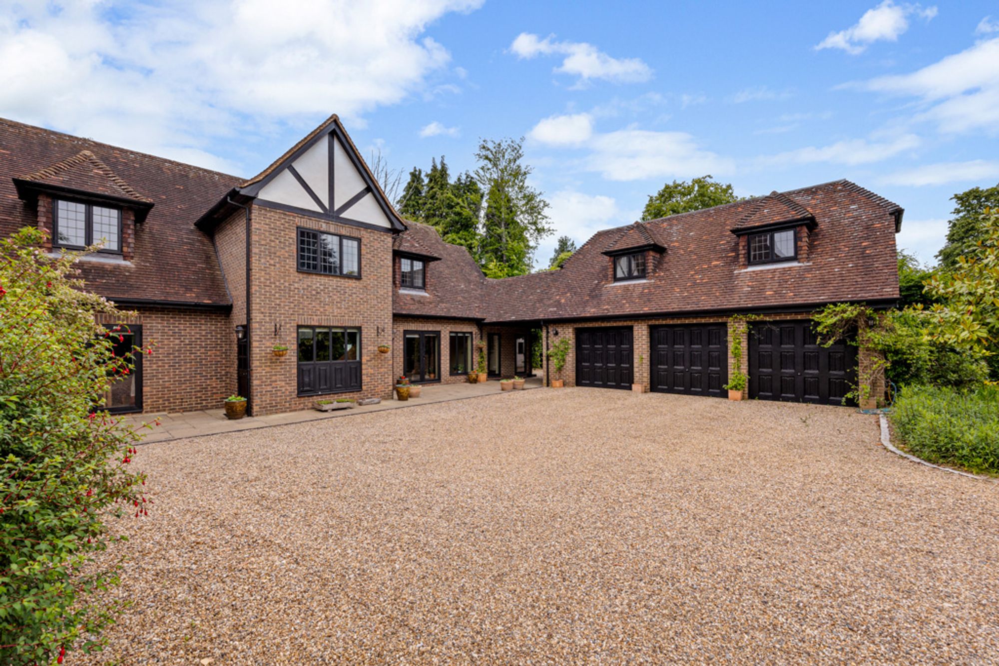7 bed detached house for sale in Park View Road, Caterham  - Property Image 57