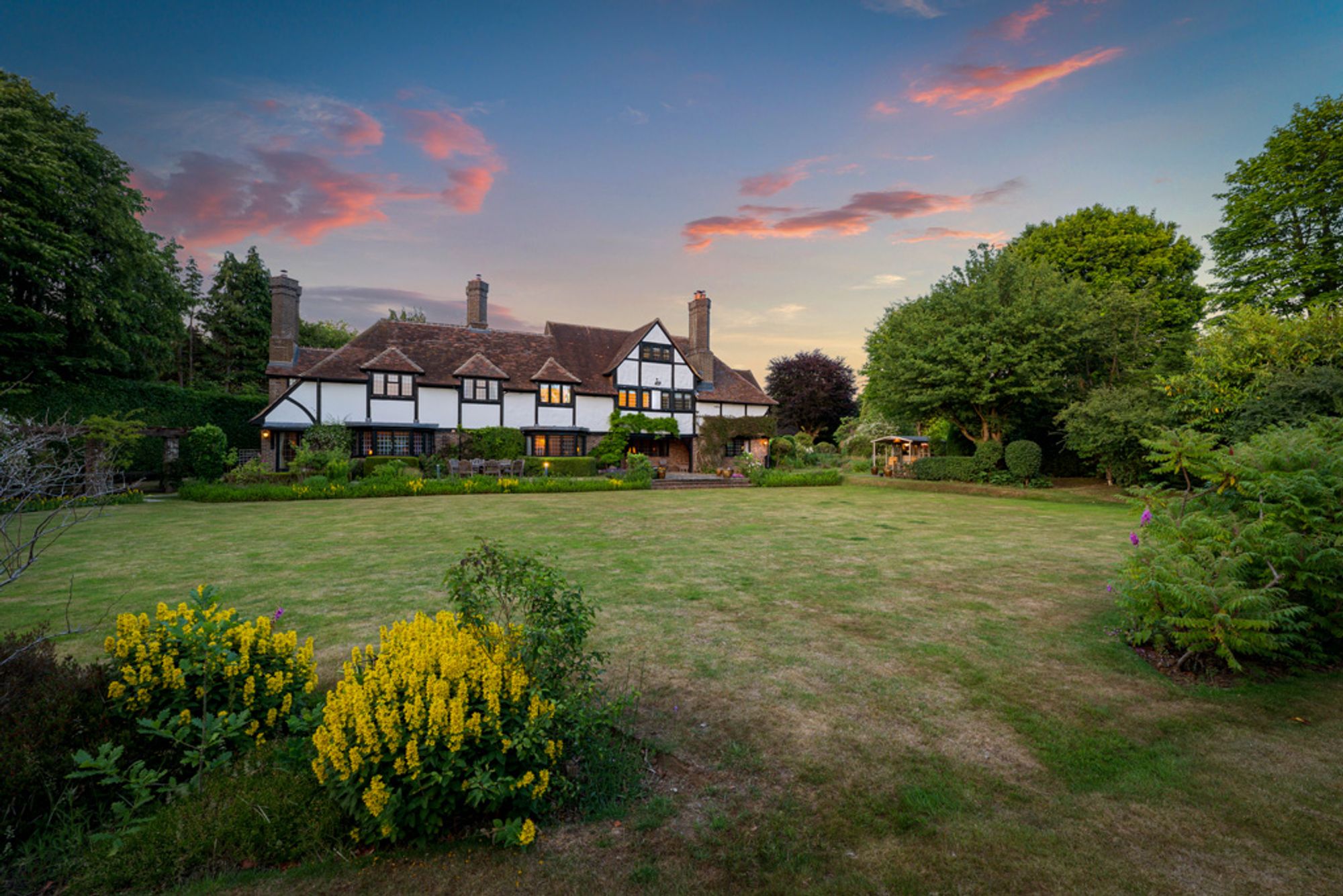 7 bed detached house for sale in Park View Road, Caterham  - Property Image 6