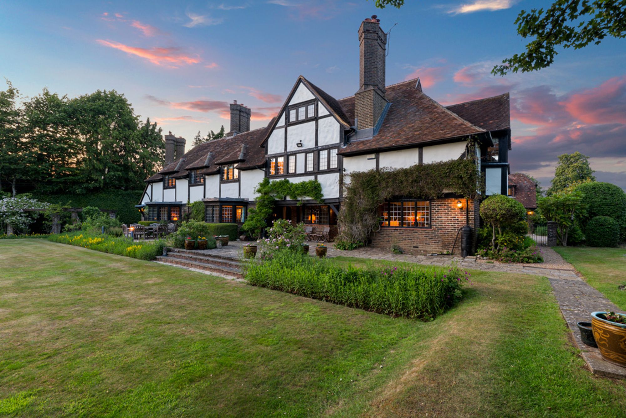 7 bed detached house for sale in Park View Road, Caterham  - Property Image 65
