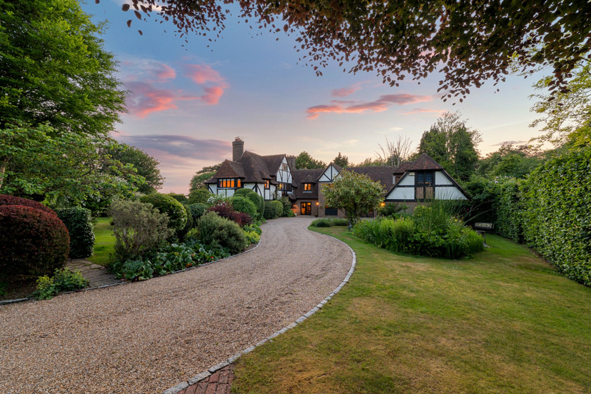 7 bed detached house for sale in Park View Road, Caterham  - Property Image 3