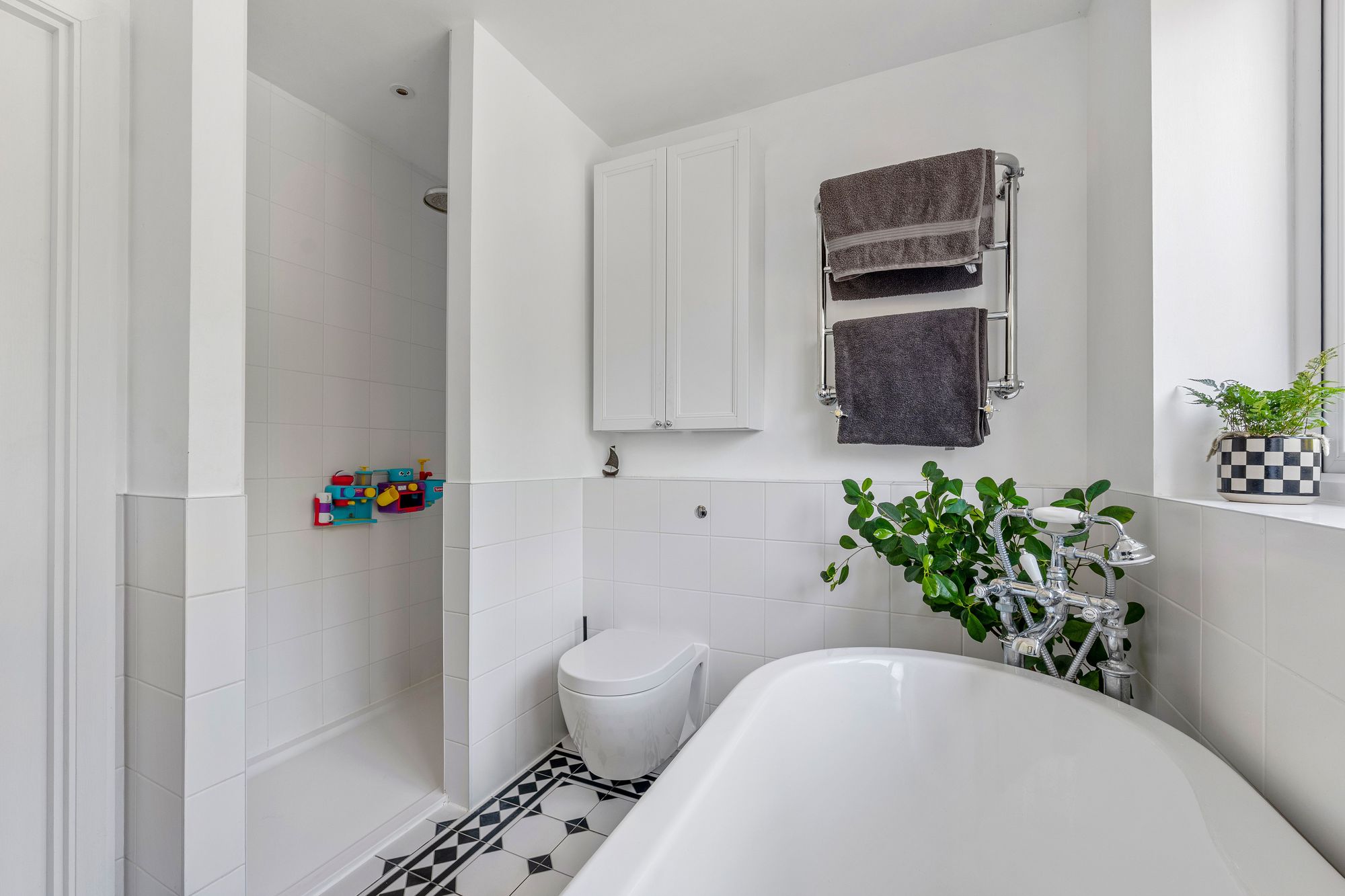 3 bed semi-detached house for sale in Westfield Avenue, South Croydon  - Property Image 14