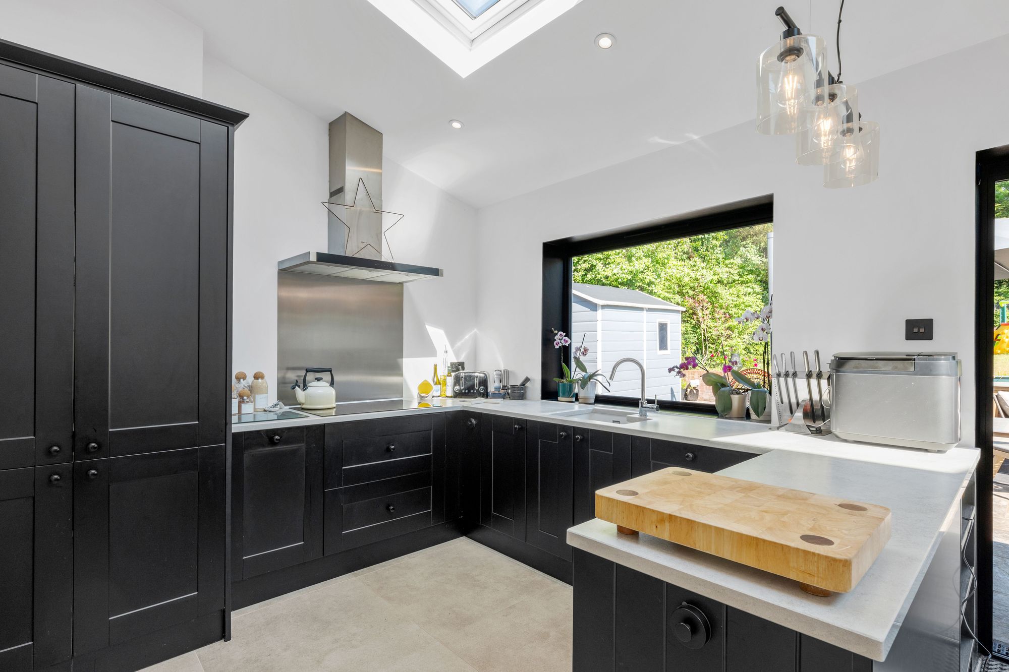 3 bed semi-detached house for sale in Westfield Avenue, South Croydon 9