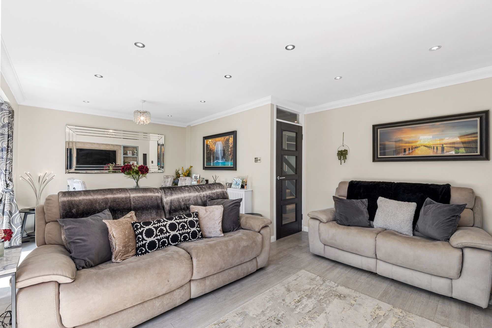 3 bed semi-detached house for sale in Credenhall Drive, Bromley 11