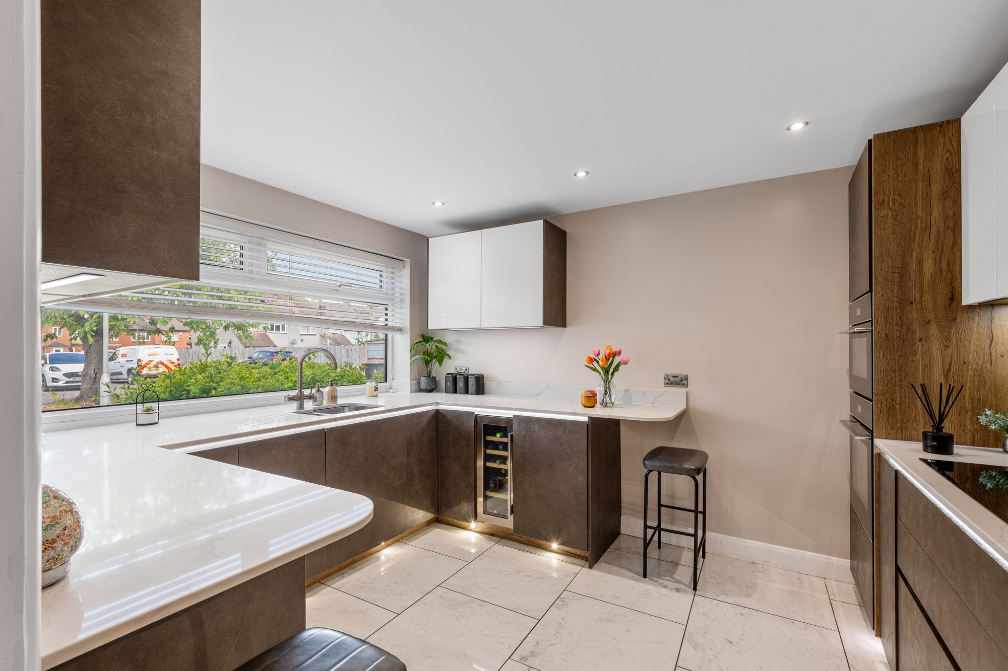 3 bed semi-detached house for sale in Credenhall Drive, Bromley, BR2