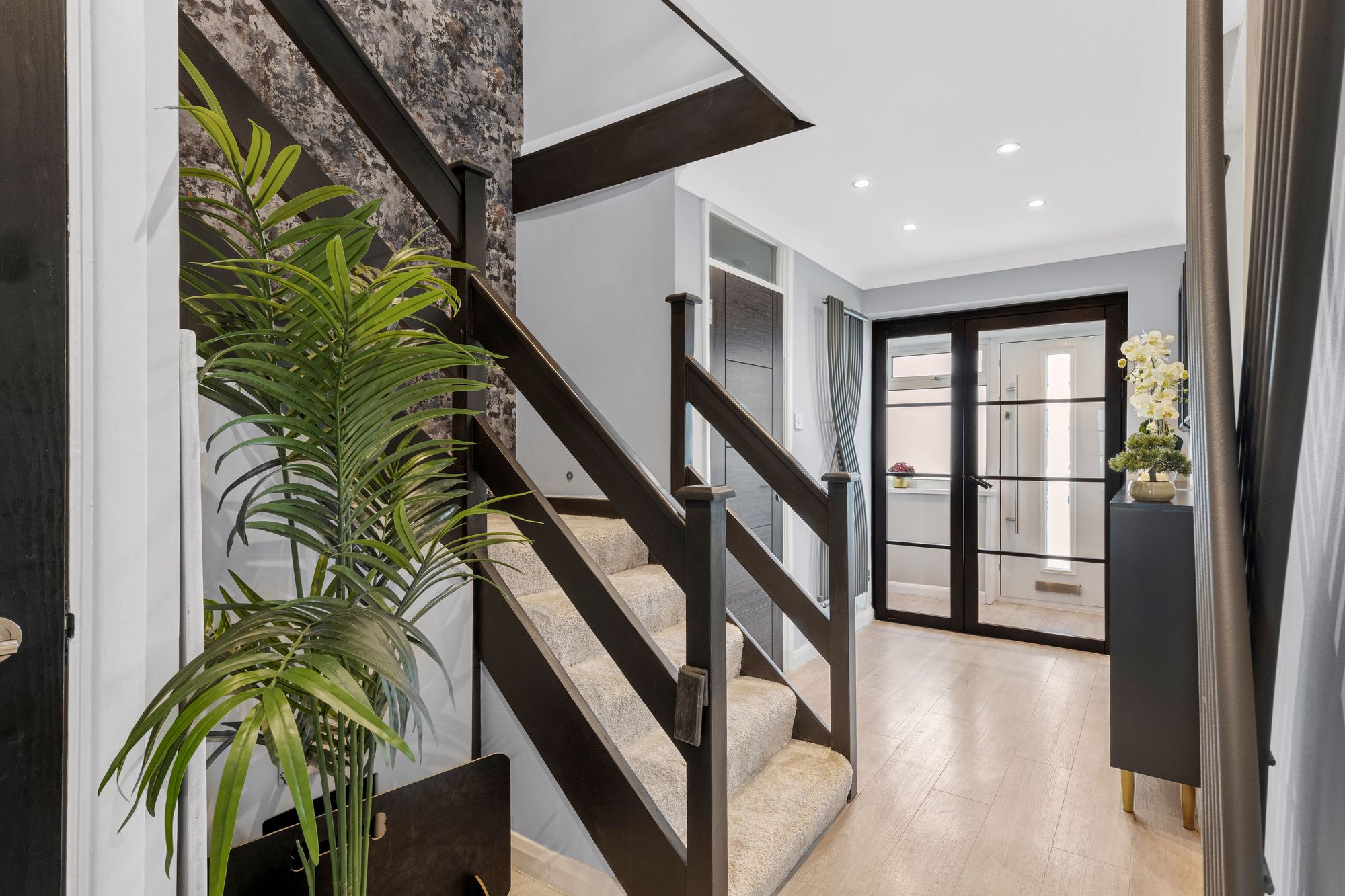 3 bed semi-detached house for sale in Credenhall Drive, Bromley 6