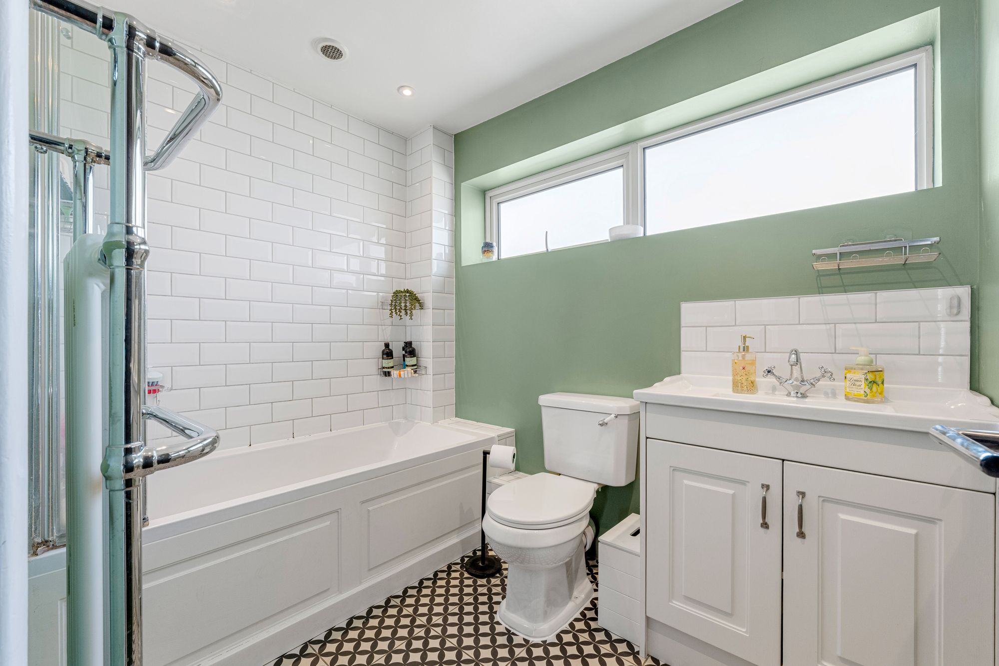 3 bed semi-detached house for sale in Credenhall Drive, Bromley 9