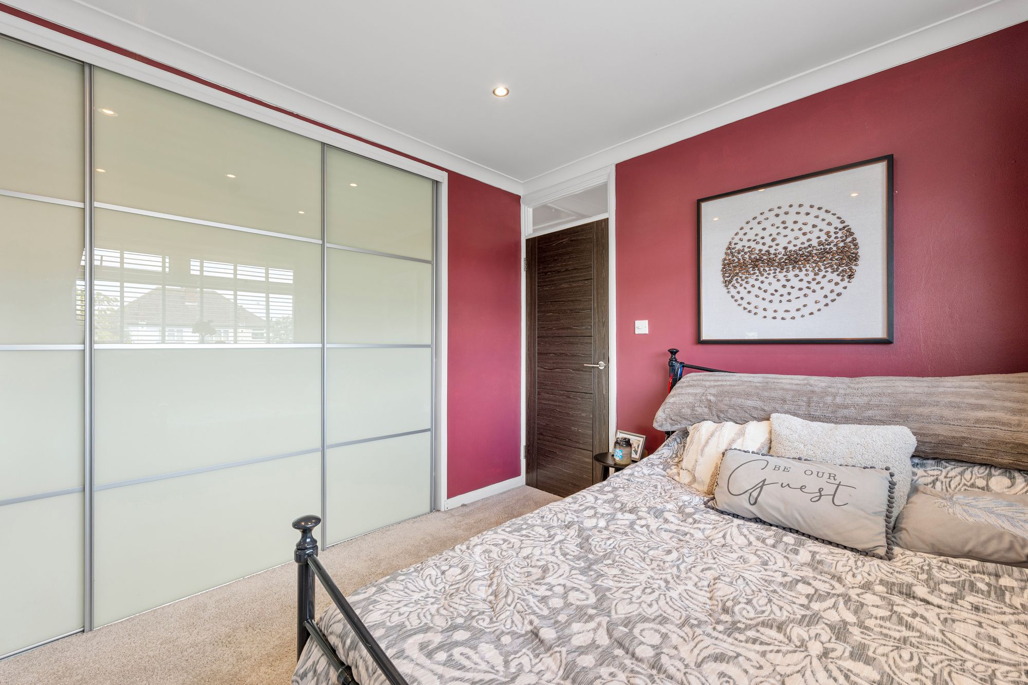 3 bed semi-detached house for sale in Credenhall Drive, Bromley  - Property Image 6