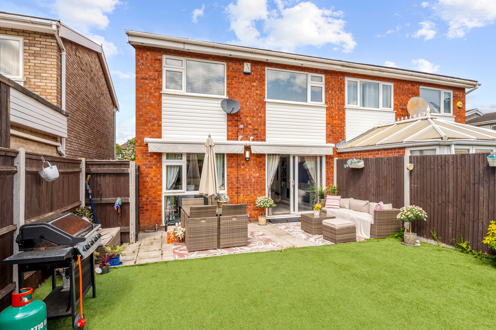 3 bed semi-detached house for sale in Credenhall Drive, Bromley  - Property Image 24