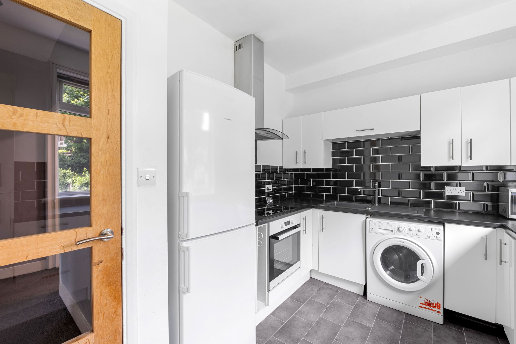 1 bed apartment for sale in Heathhurst Road, South Croydon  - Property Image 9