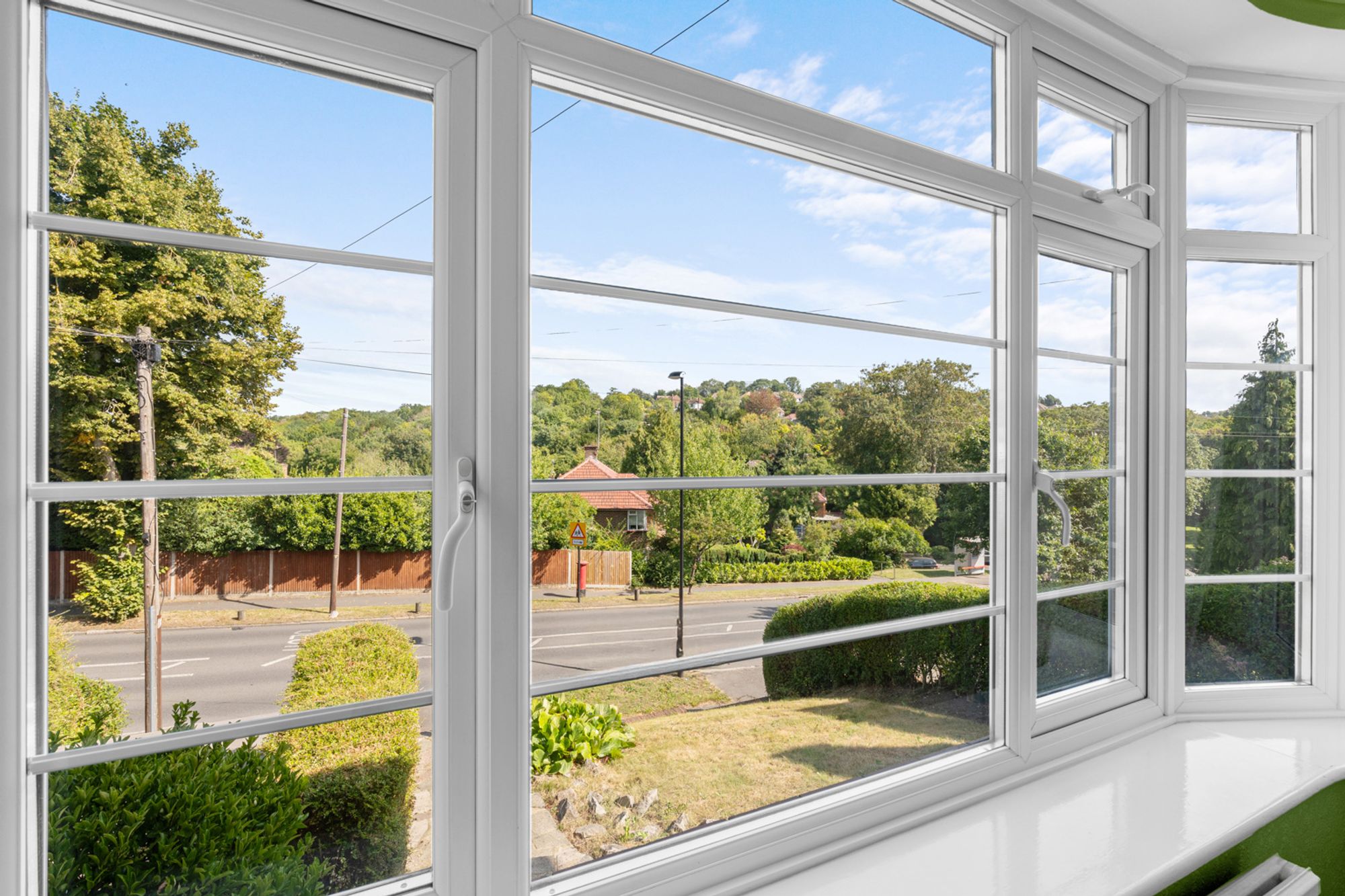 3 bed house for sale in Mitchley Avenue, Purley  - Property Image 3