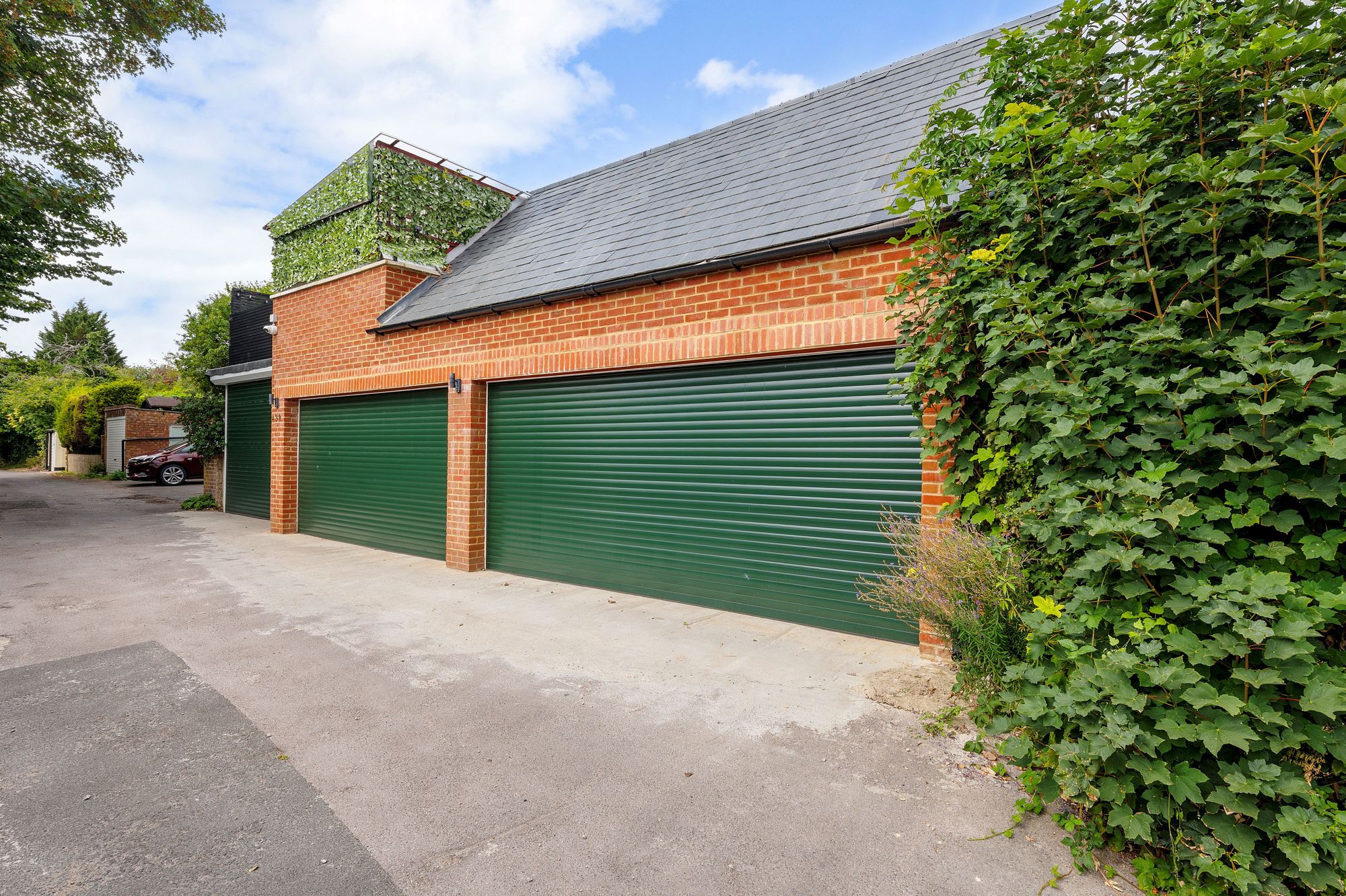 3 bed detached house for sale in Selsdon Road, South Croydon  - Property Image 2