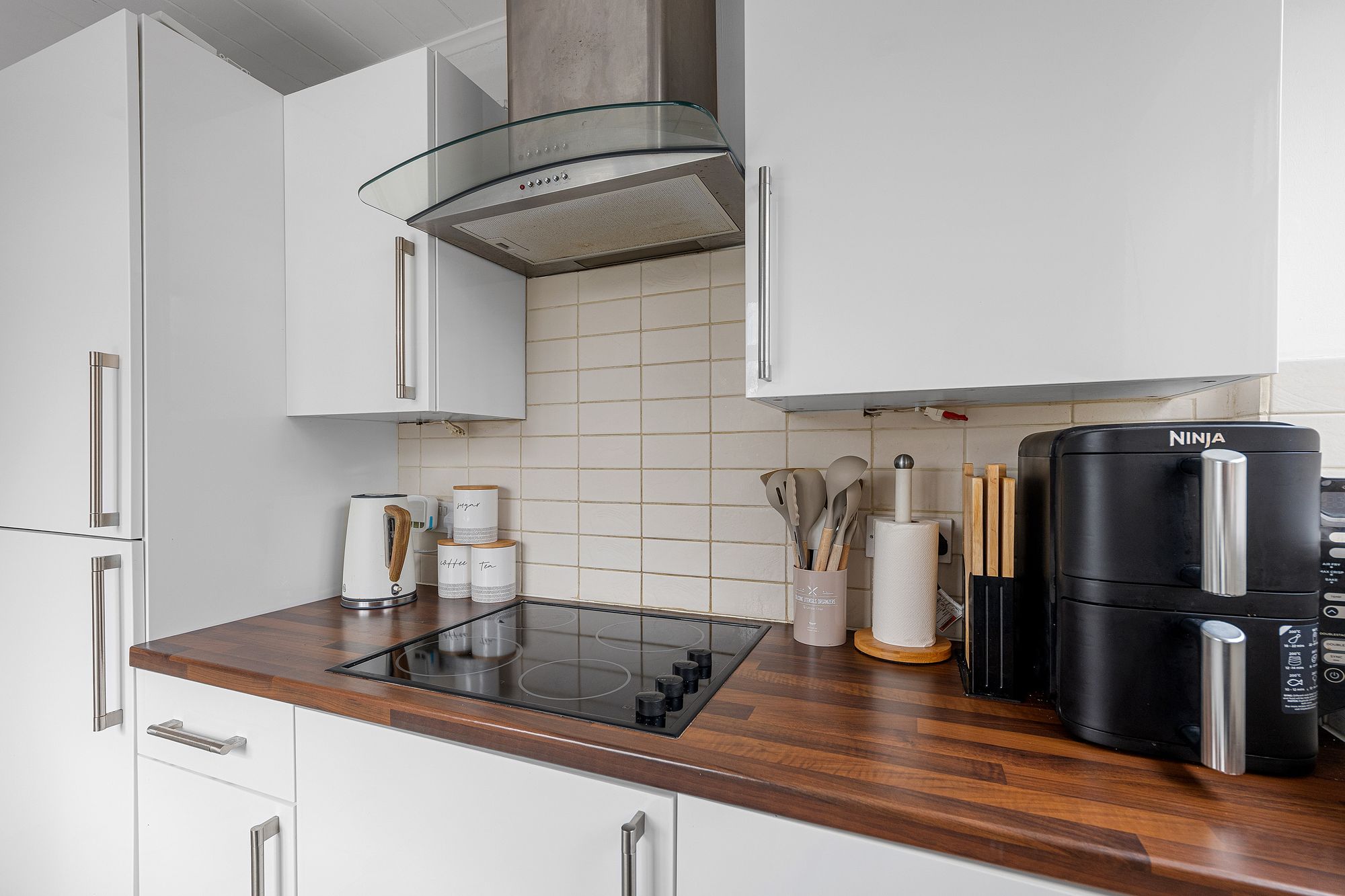 2 bed maisonette for sale in Swallowdale, South Croydon 13