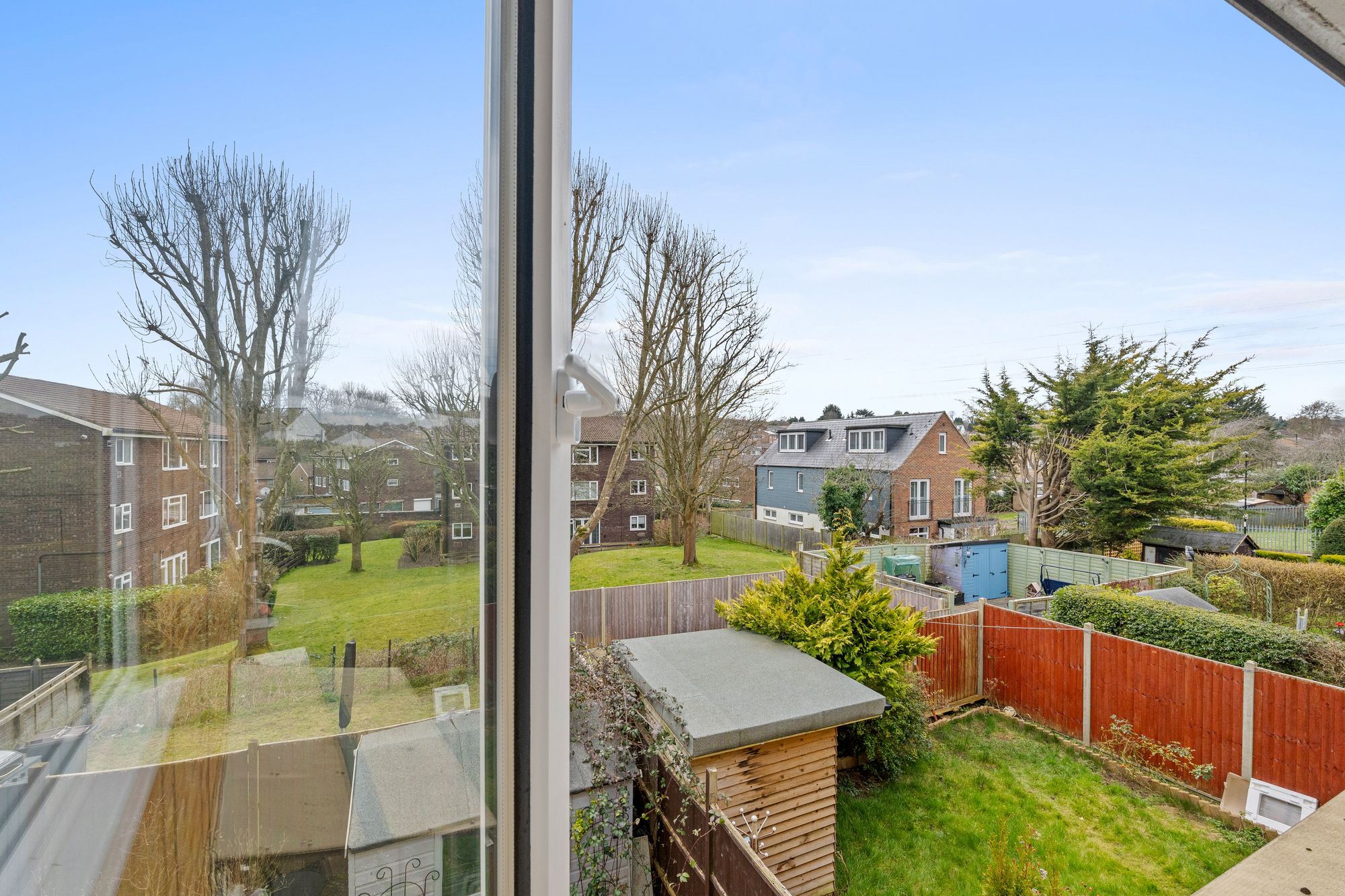 2 bed maisonette for sale in Swallowdale, South Croydon 14