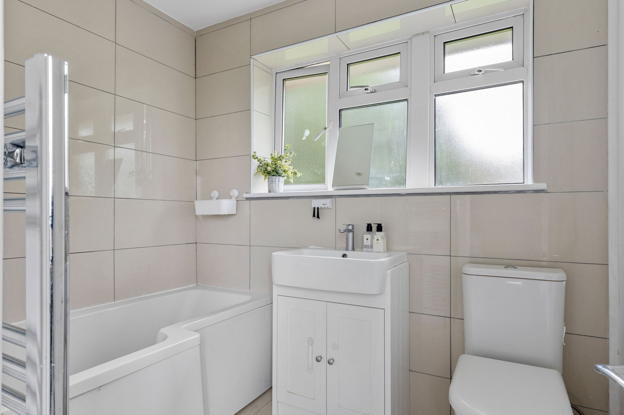 3 bed semi-detached house for sale in Grisedale Gardens, Purley  - Property Image 12