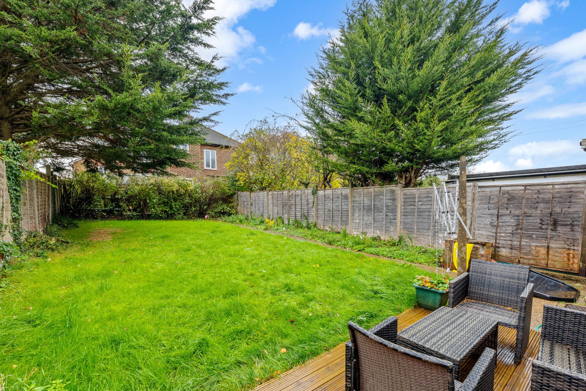 3 bed semi-detached house for sale in Grisedale Gardens, Purley 2