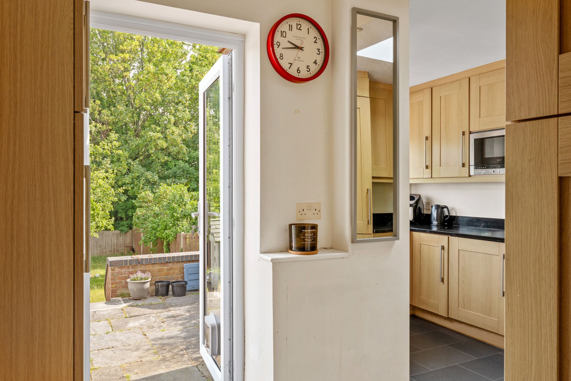 4 bed semi-detached house for sale in Derwent Drive, Purley  - Property Image 24