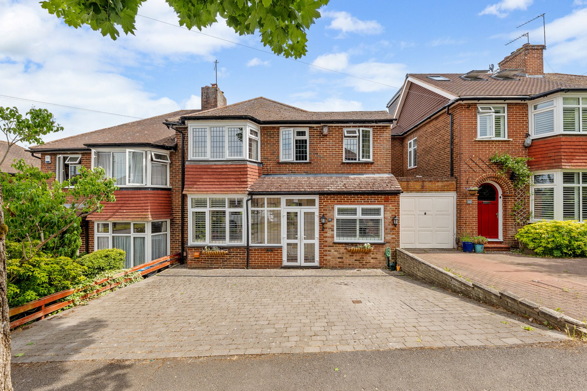 4 bed semi-detached house for sale in Derwent Drive, Purley - Property Image 1